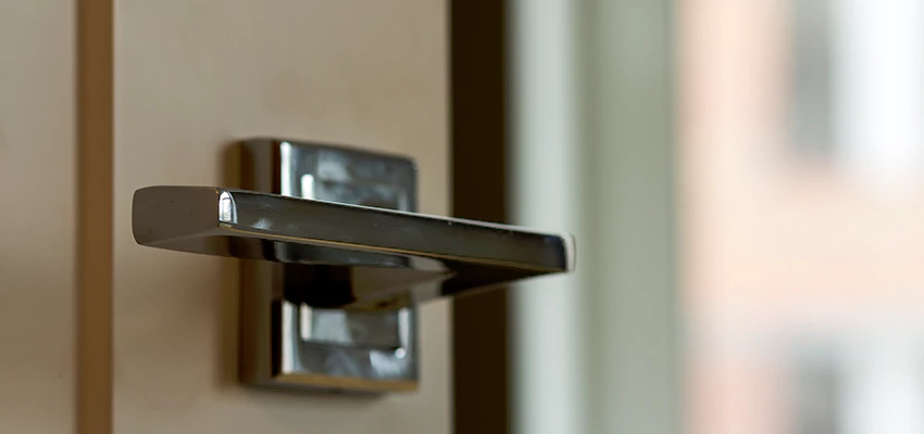 Door Lever Knob Repair in Escalon, California