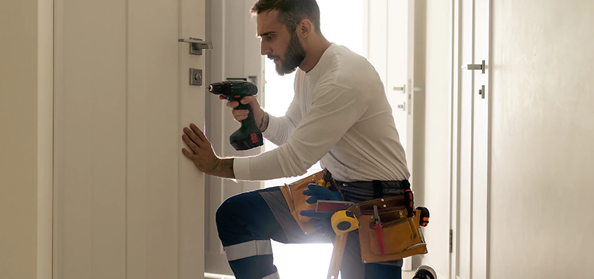 Mailbox Lock Installation Expert in Escalon, California