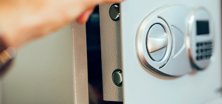 Fingerprint Safe Openers in Escalon, CA