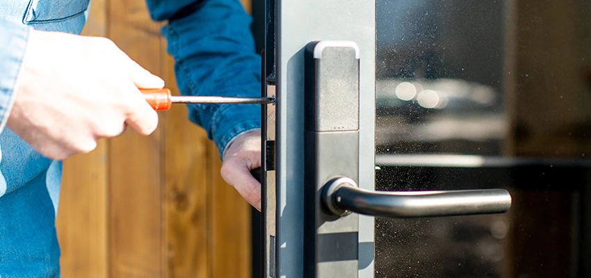 Aluminium Door Lock Replacement in Escalon, California