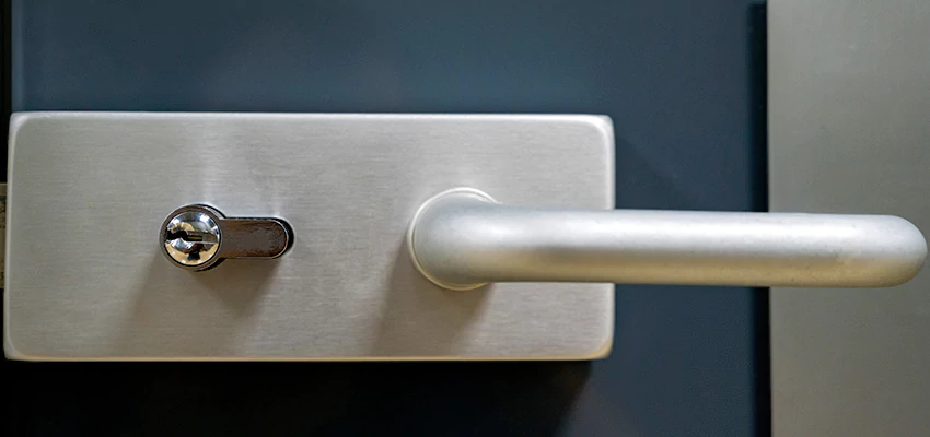 Change Patio Door Locks in Escalon, California